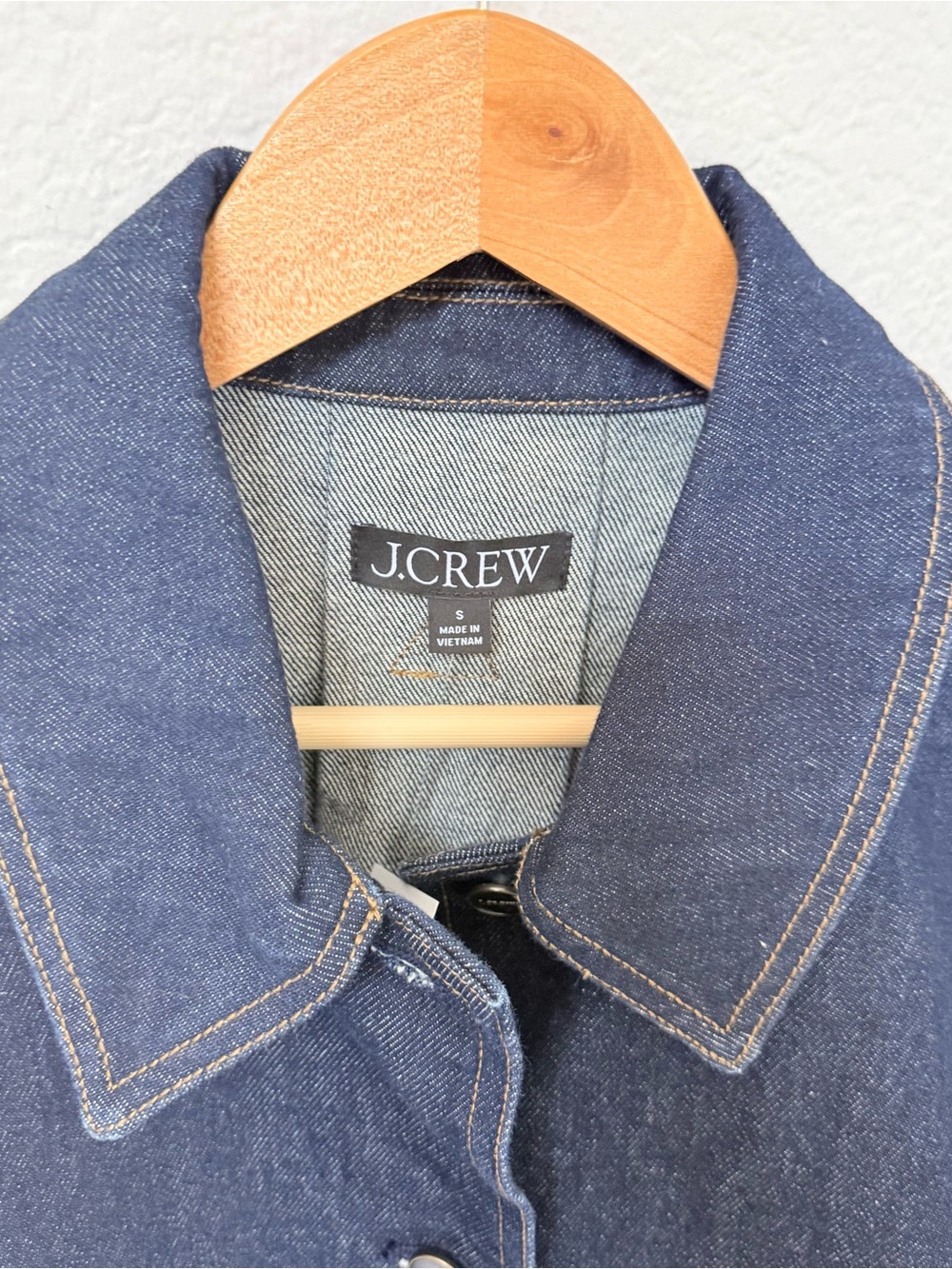 J Crew Cropped Barn Jacket Dark Denim Size Small - Picture 3 of 5
